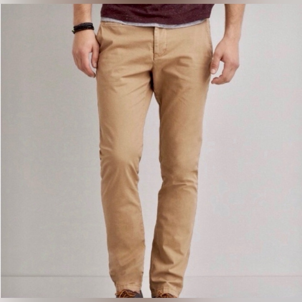 American Eagle Men’s Extreme Flex Slim Straight Khaki School Uniform Pants